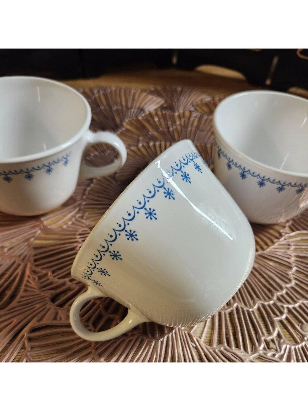 3- Corelle Blue Snowflake Garland Vintage Teacups Coffee Cups Mugs